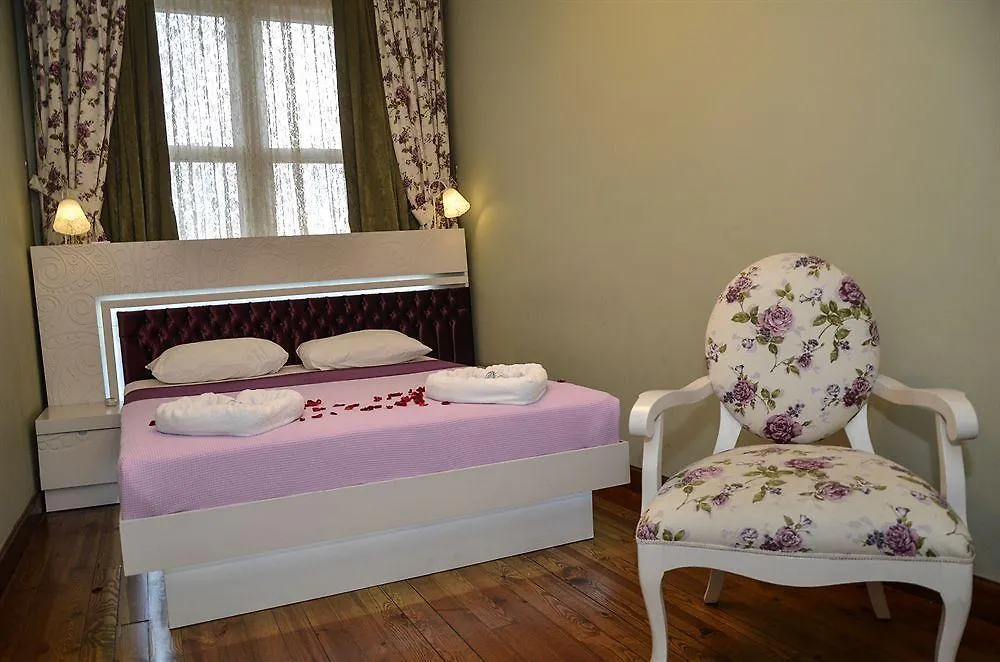 Omer Hayyam Suites 3*, Istanbul Turkey